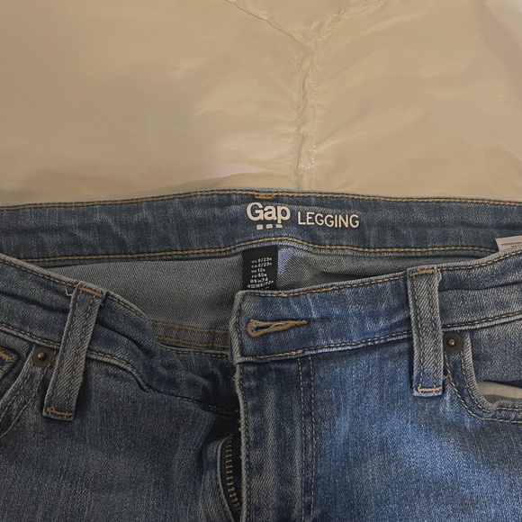 Gap Torn & Patch Jeans - Picture 3 of 3